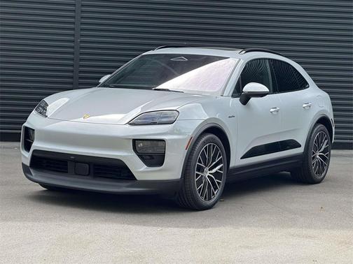 2025 Porsche Macan 4S