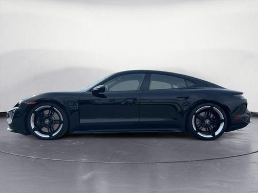 2024 Porsche Taycan Turbo