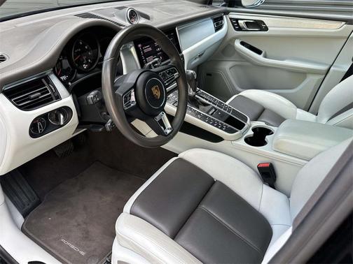 2021 Porsche Macan GTS