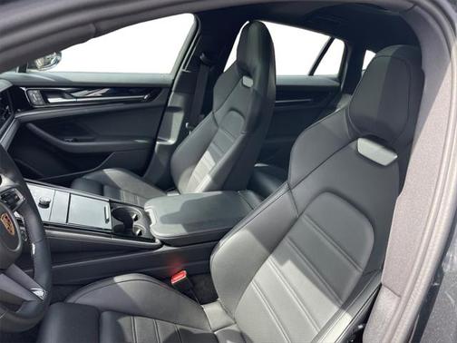 2024 Porsche Panamera