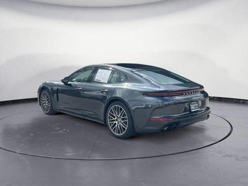 2024 Porsche Panamera