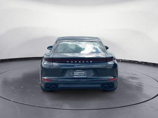 2024 Porsche Panamera