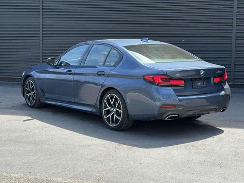 Arctic Race Blue Metallic 2023 BMW 540 i xDrive
