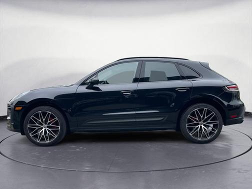 2024 Porsche Macan Base