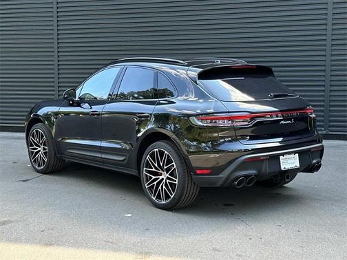2024 Porsche Macan S