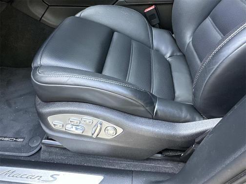 2024 Porsche Macan S