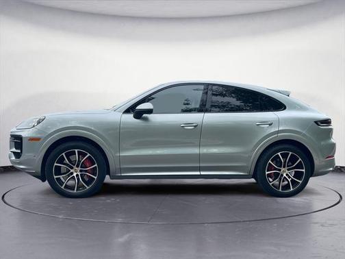 2025 Porsche Cayenne S