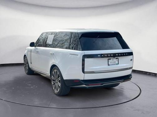 2022 Land Rover Range Rover P530 SE