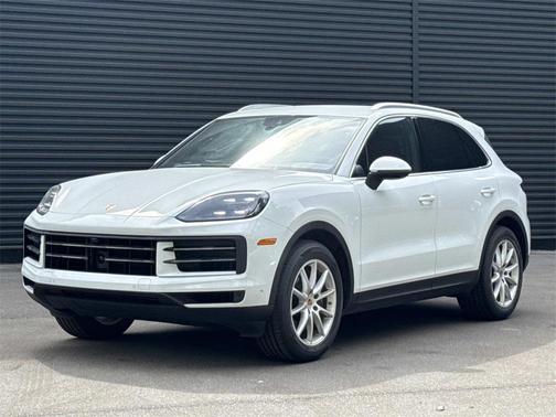 2025 Porsche Cayenne V6