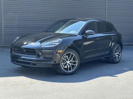 2026 Porsche Macan Macan