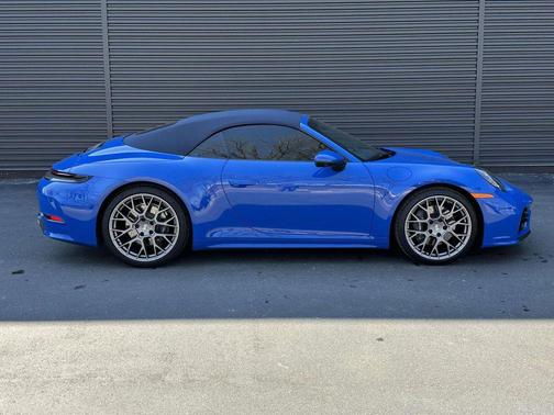 2026 Porsche 911 Carrera