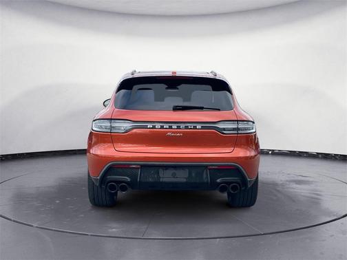 2022 Porsche Macan