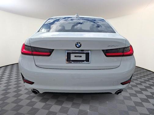 2021 BMW 330 330i