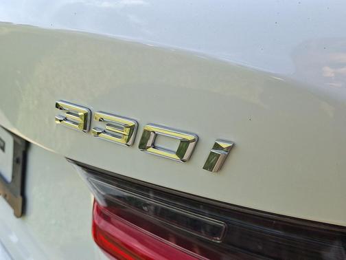 2021 BMW 330 330i