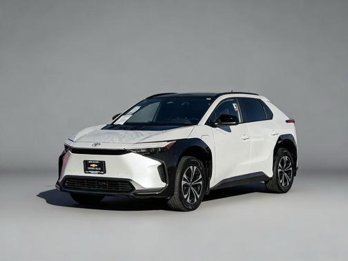 2024 Toyota bZ4X XLE