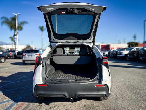 2024 Toyota bZ4X XLE