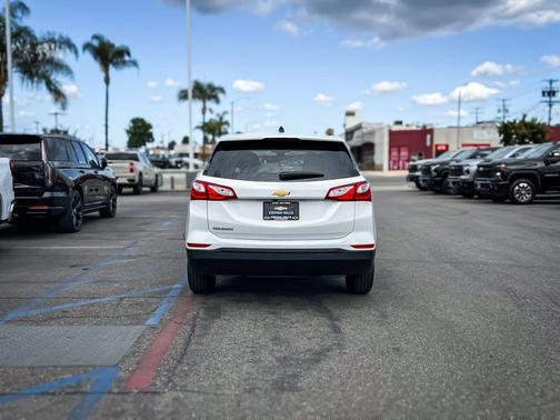 Summit White 2021 Chevrolet Equinox LS