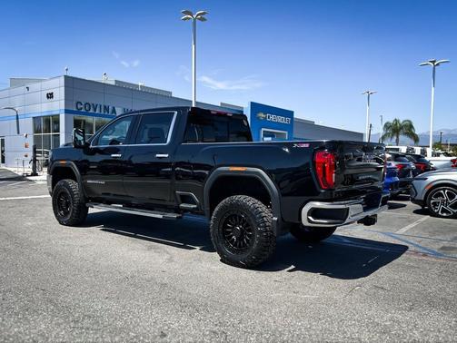 Onyx Black 2022 GMC Sierra 3500 SLT
