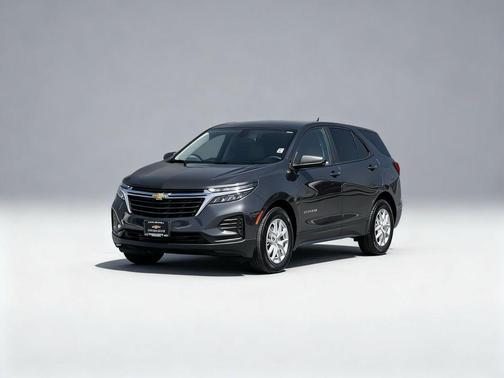 Iron Gray Metallic 2022 Chevrolet Equinox LS