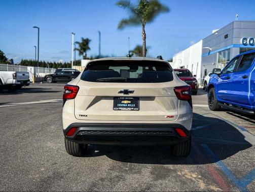 2026 Chevrolet Trax FWD 2RS