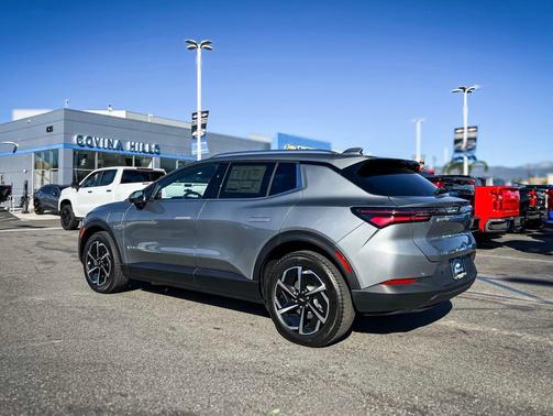 2026 Chevrolet Equinox EV LT