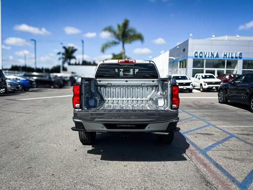 Sterling Gray Metallic 2026 Chevrolet Colorado LT