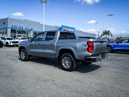 Sterling Gray Metallic 2026 Chevrolet Colorado LT
