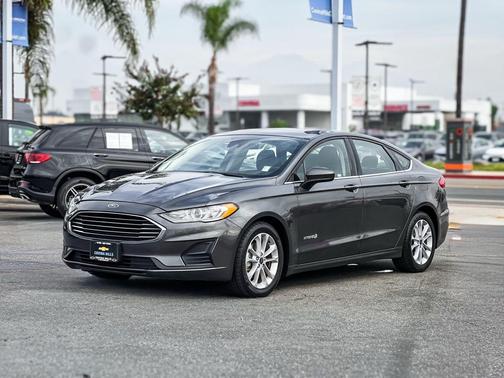 2019 Ford Fusion Hybrid SE