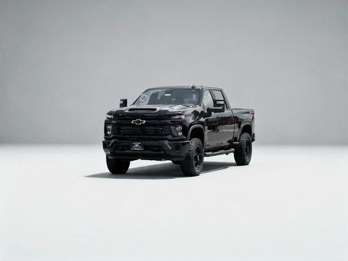 Black 2026 Chevrolet Silverado 2500 Custom
