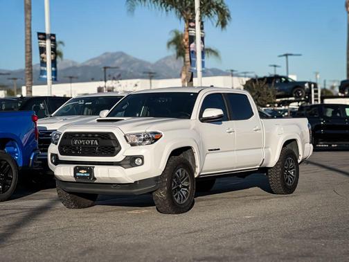2021 Toyota Tacoma TRD Sport