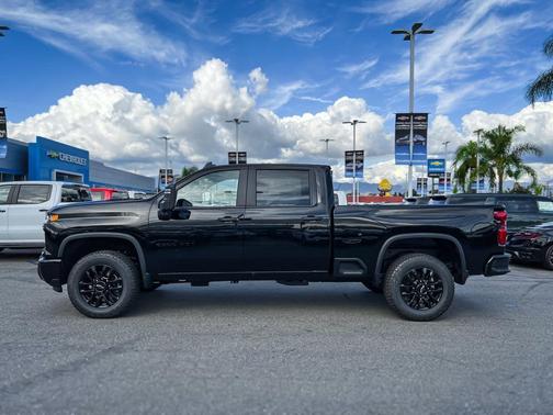 2026 Chevrolet Silverado 2500 Custom