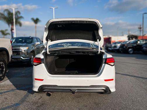 2022 Nissan Sentra SR