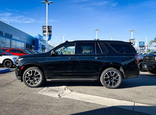 2023 Chevrolet Tahoe 4WD RST