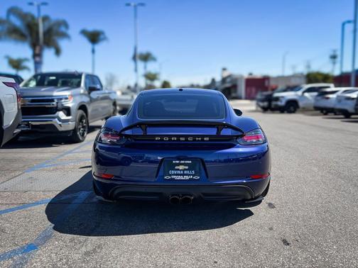 2025 Porsche 718 Cayman 
