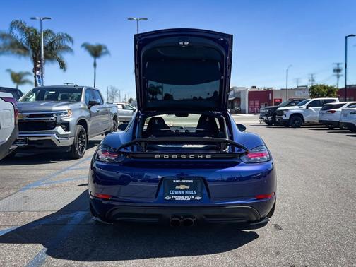 2025 Porsche 718 Cayman 