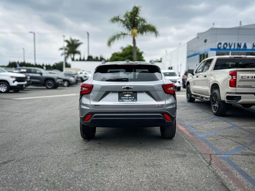 Sterling 2026 Chevrolet Trax FWD 2RS