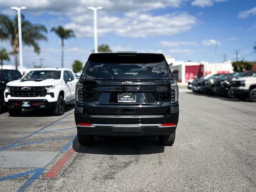 Black 2026 Chevrolet Suburban LT