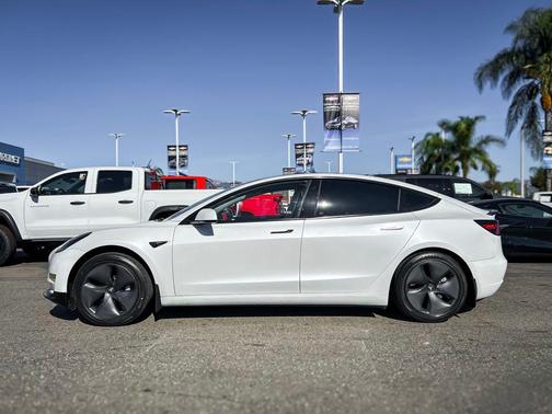 2020 Tesla Model 3 Standard Range Plus