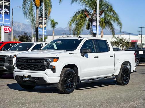 2026 Chevrolet Silverado 1500 Custom