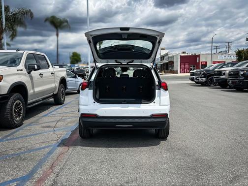 Summit White 2027 Chevrolet Bolt LT FWD