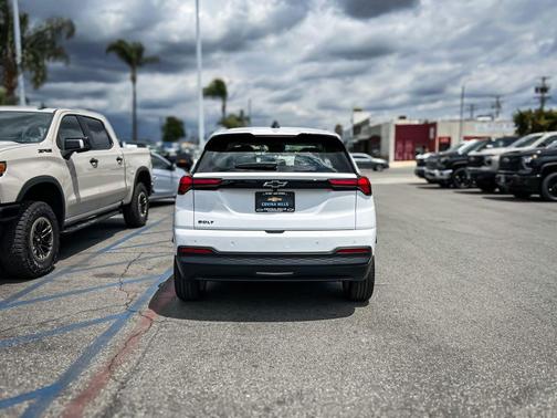 Summit White 2027 Chevrolet Bolt LT FWD