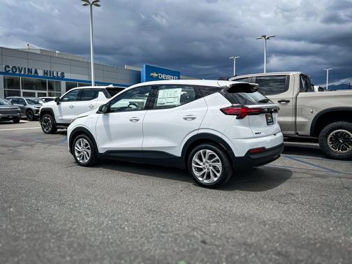 Summit White 2027 Chevrolet Bolt LT FWD