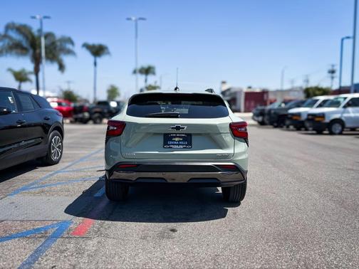 Cacti Green 2025 Chevrolet Trax FWD ACTIV