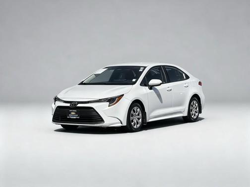 Ice 2024 Toyota Corolla LE