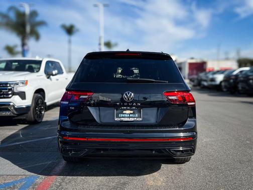 2023 Volkswagen Tiguan 2.0T SE R-Line Black