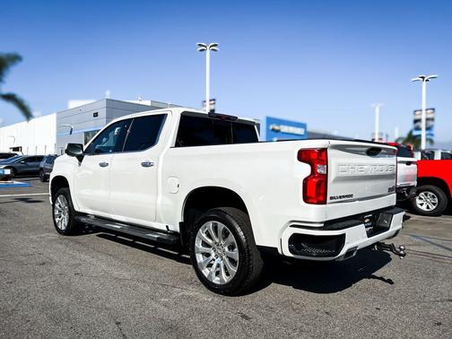 2021 Chevrolet Silverado 1500 High Country
