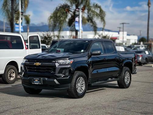 2024 Chevrolet Colorado LT