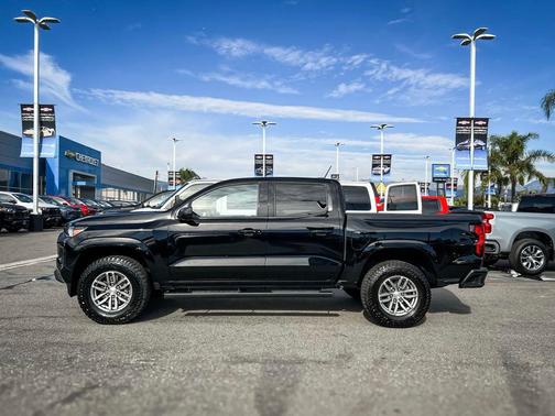 2024 Chevrolet Colorado LT