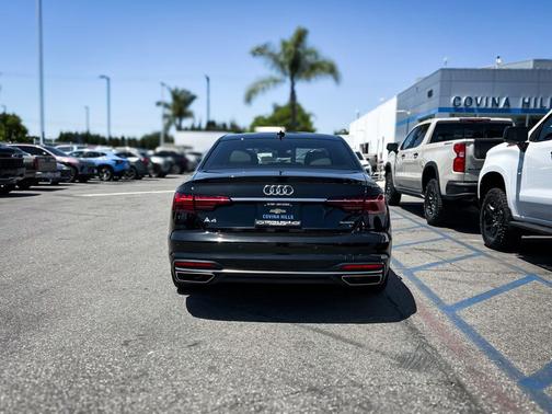 Mythos Black Metallic 2024 Audi A4 45 S line Premium