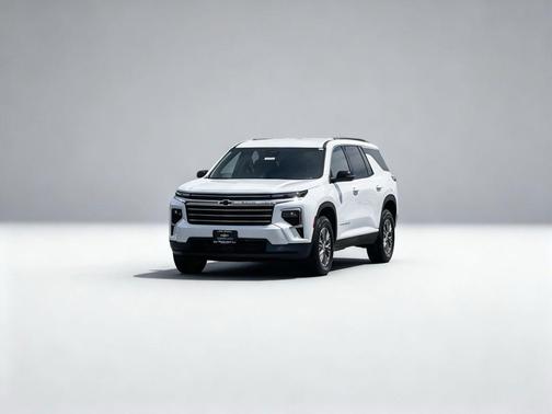 Summit White 2027 Chevrolet Traverse LT